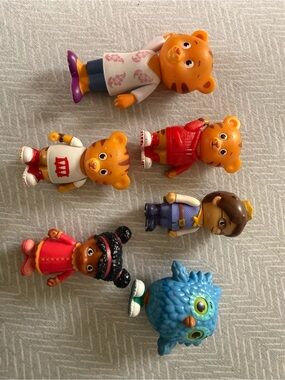 Daniel Tiger, Friends Mini Figure and TROLLEY